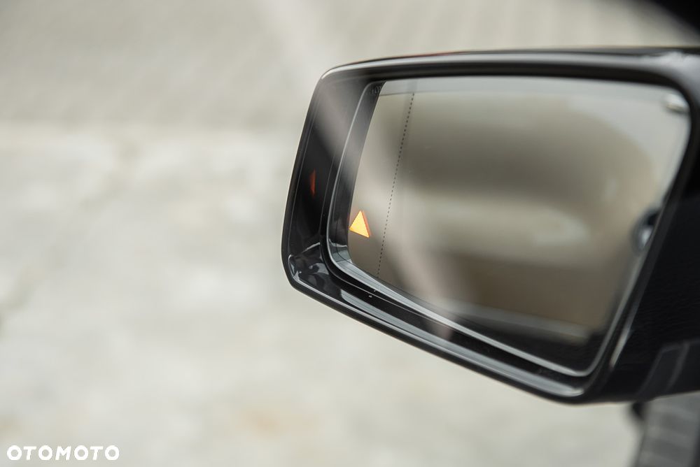 Mercedes-Benz Klasa C 200 7G-TRONIC Edition - 18