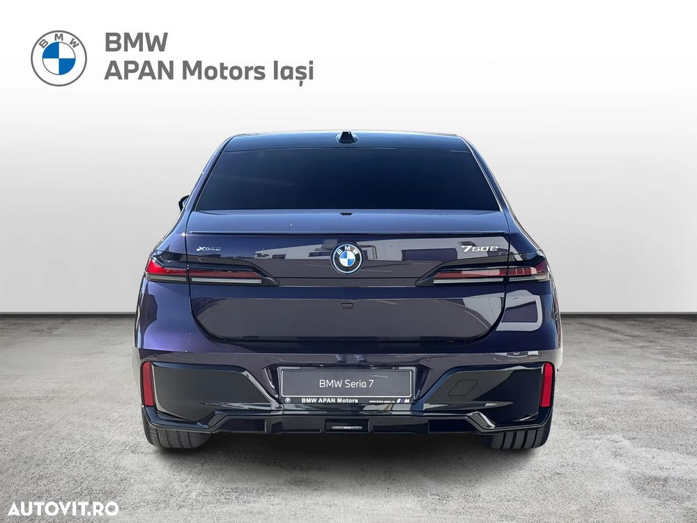 BMW Seria 7 750e xDrive - 5
