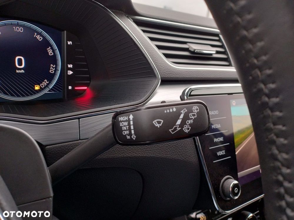 Skoda Superb 1.5 TSI Ambition DSG - 28