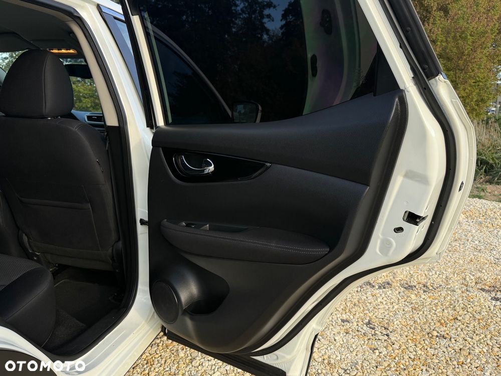 Nissan Qashqai 1.2 DIG-T Tekna - 25
