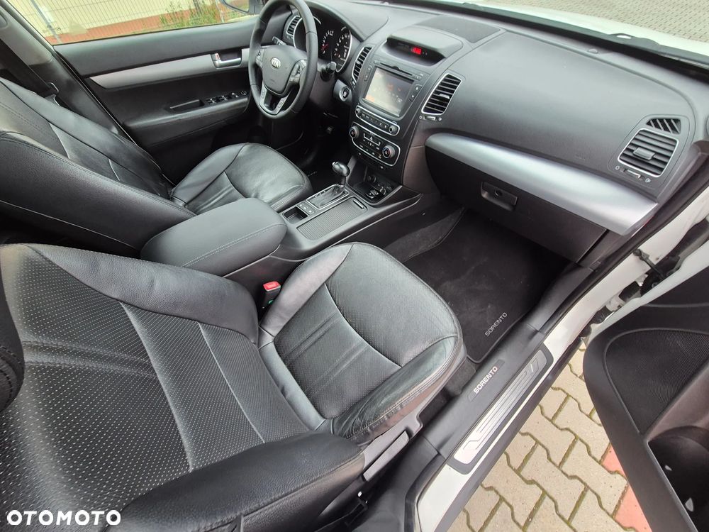 Kia Sorento - 29
