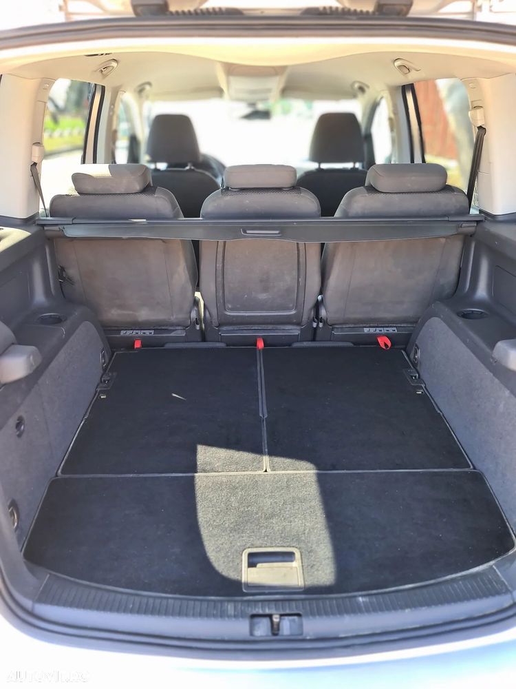 Volkswagen Touran 1.6 TDI BlueMotion Technology Comfortline - 17