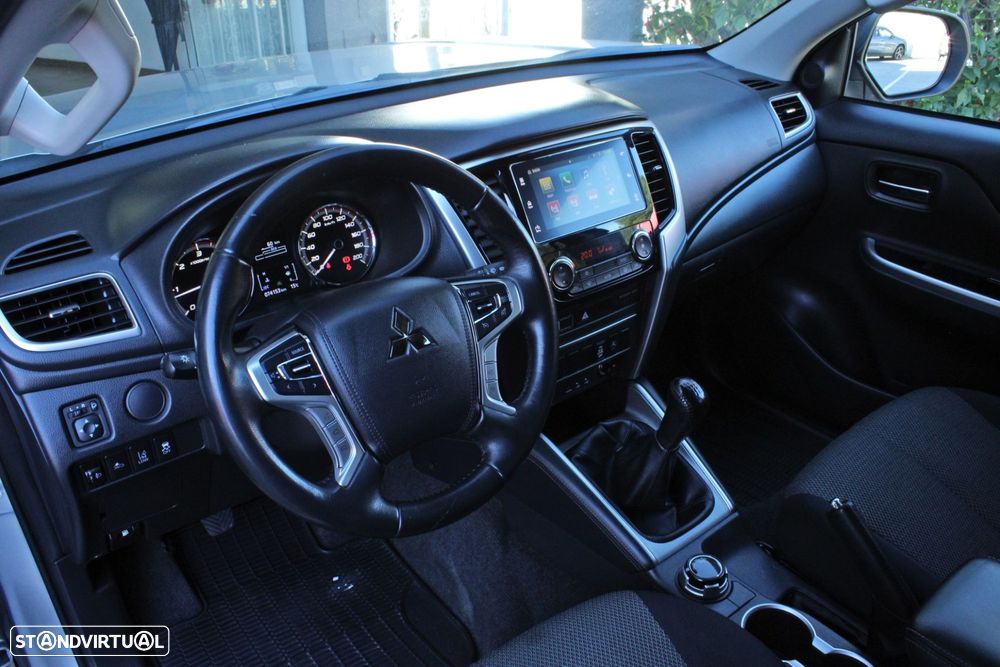 Mitsubishi L200 2.3 DI-D Strakar CD Connect Edition 4WD - 5