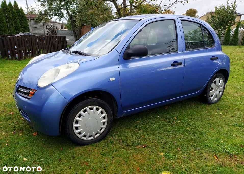 Nissan Micra - 1