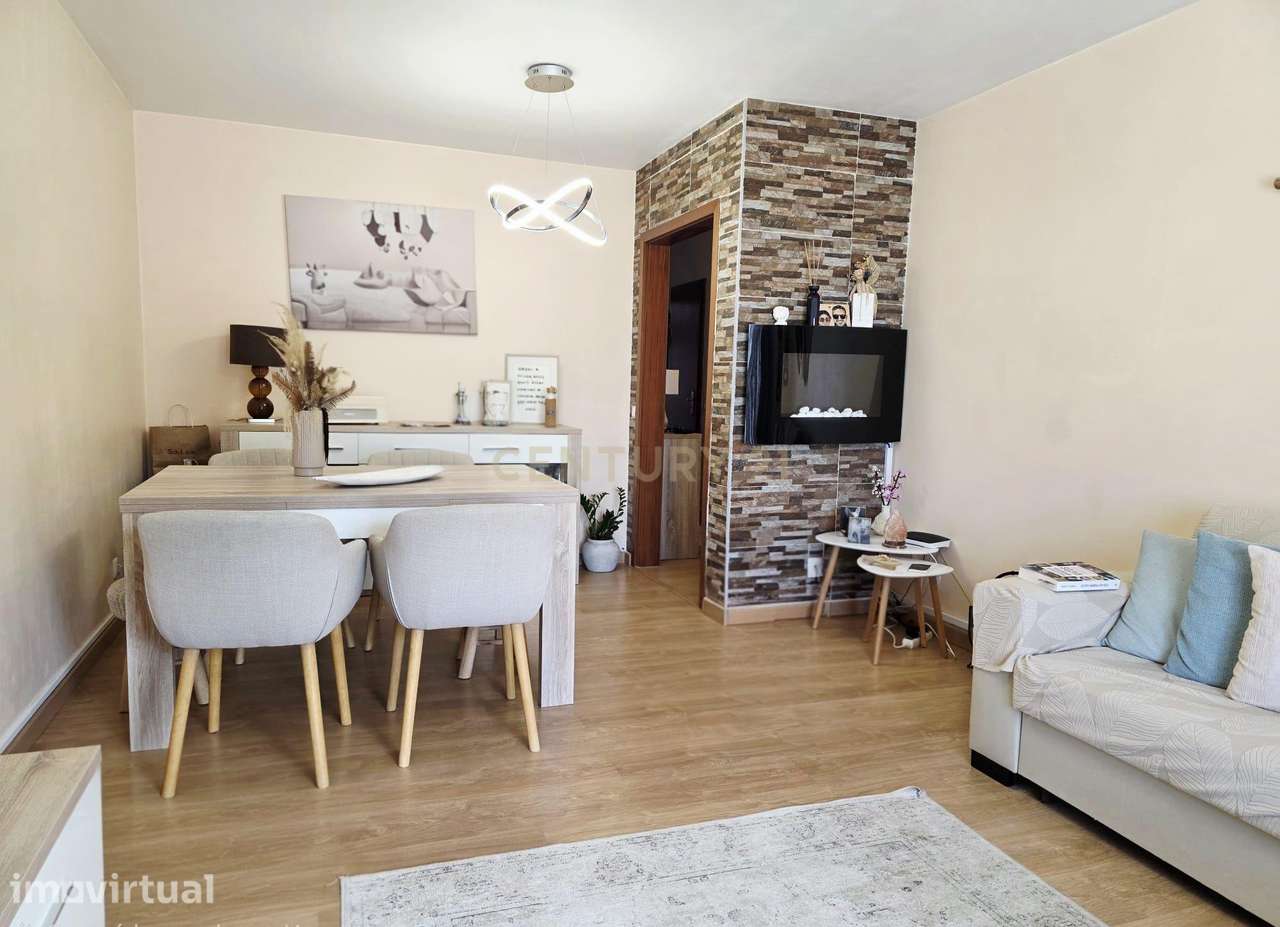 Charmoso Apartamento T2 na Mexilhoeira Grande (Portimão) - Grande imagem: 2/31
