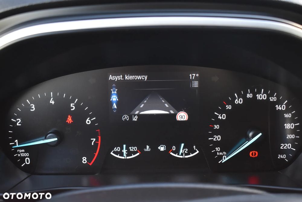 Ford Focus 1.0 EcoBoost Titanium X - 33