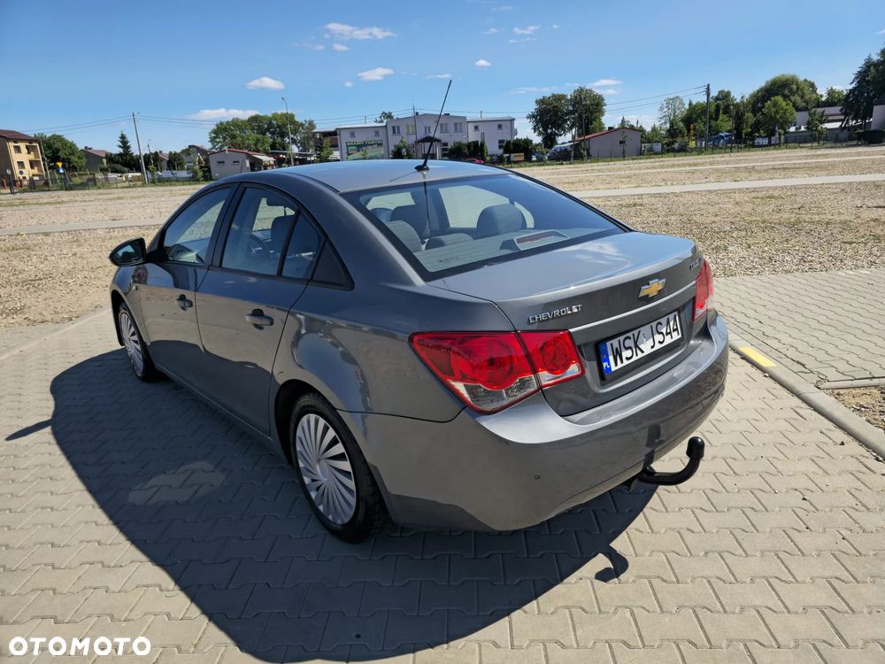 Chevrolet Cruze 2.0 VDCi LS - 4