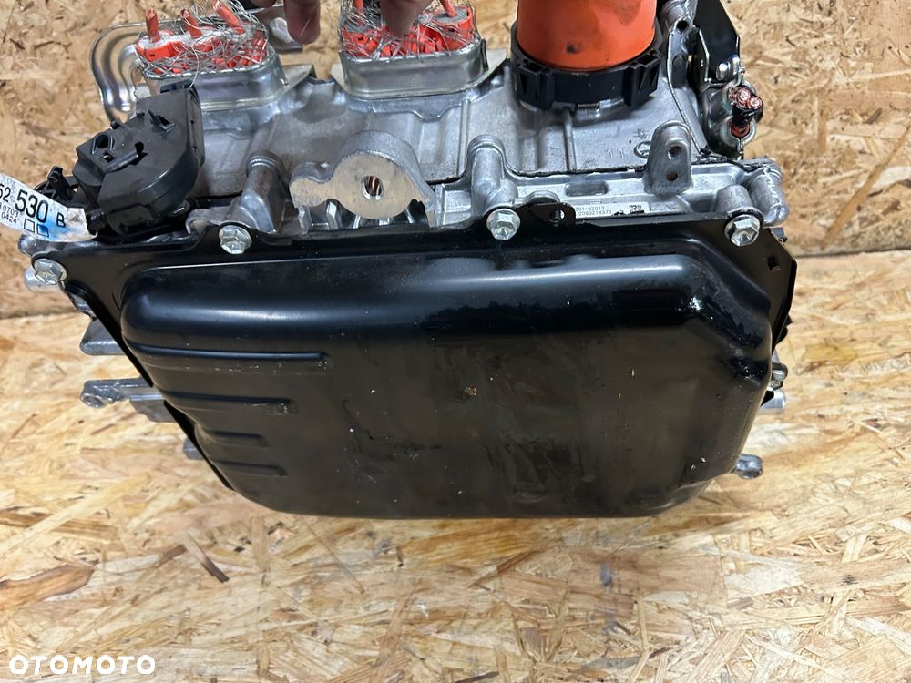 Toyota Yaris III hybryda falownik Inwerter G9200-52033 - 8