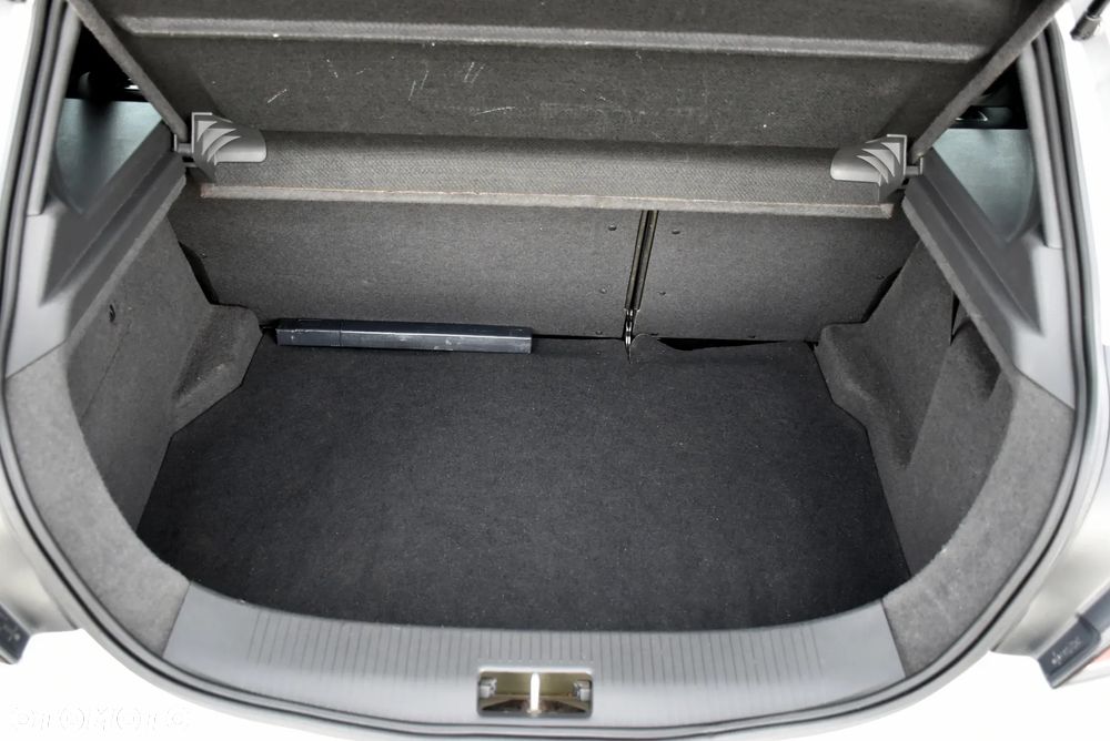 Opel Astra 1.8 Sport - 21