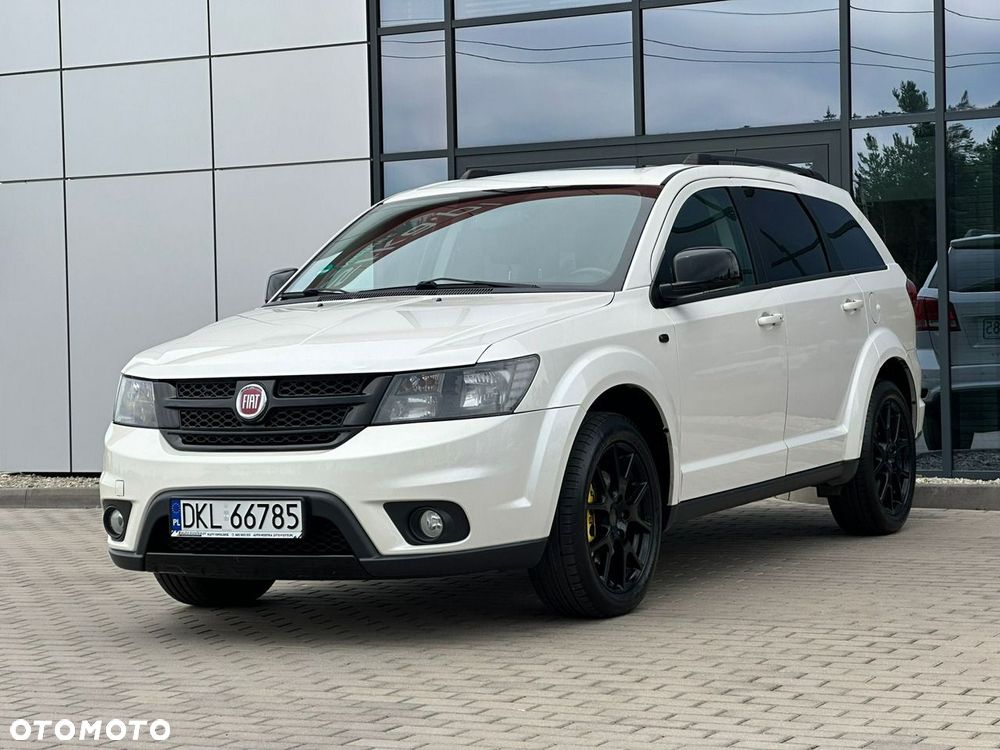 Fiat Freemont 2.0 Multijet Black Code AWD - 4