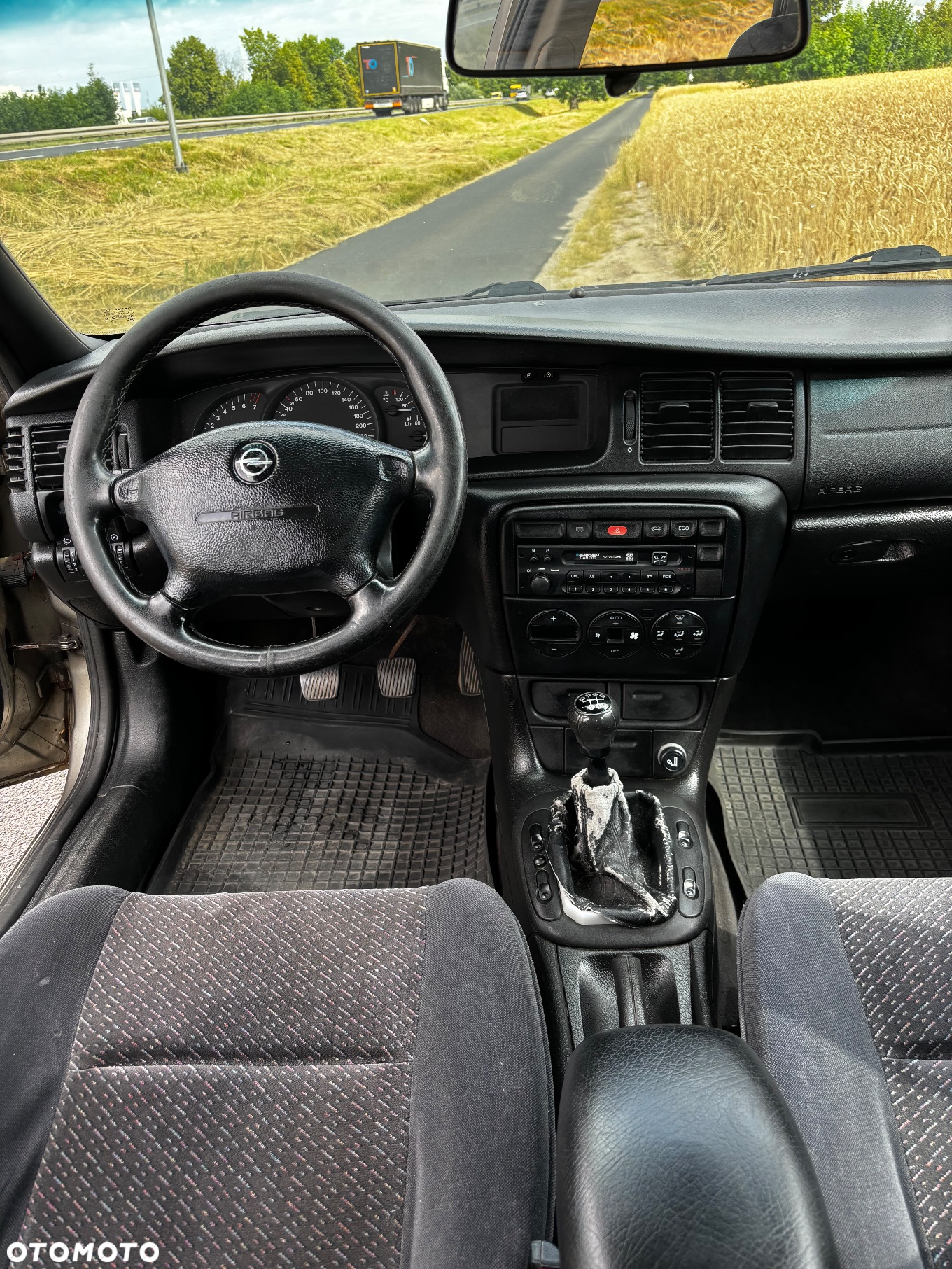Opel Vectra - 8
