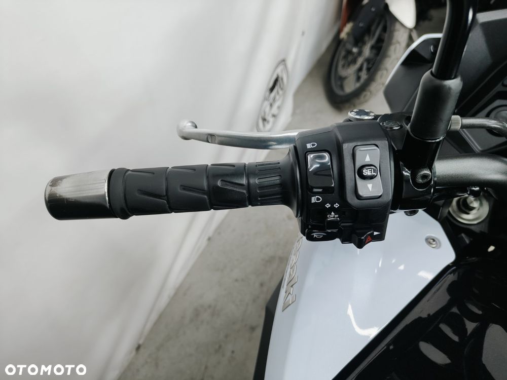 Kawasaki Versys 1000 - 16