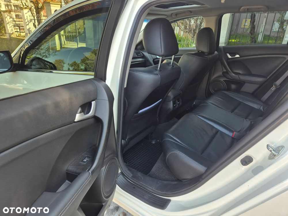 Honda Accord 2.2d Executive Navi - 22