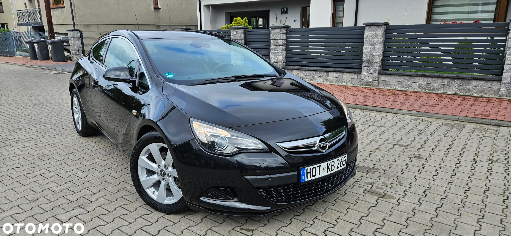 Opel Astra GTC 1.4 Turbo Edition - 2