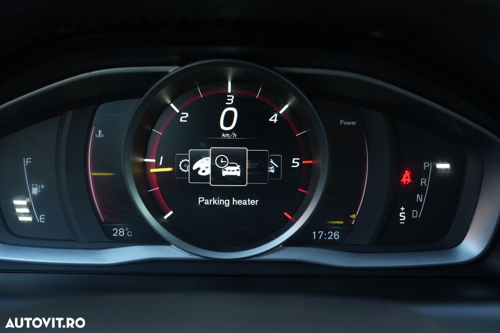 Volvo XC 60 D4 Geartronic Summum - 20