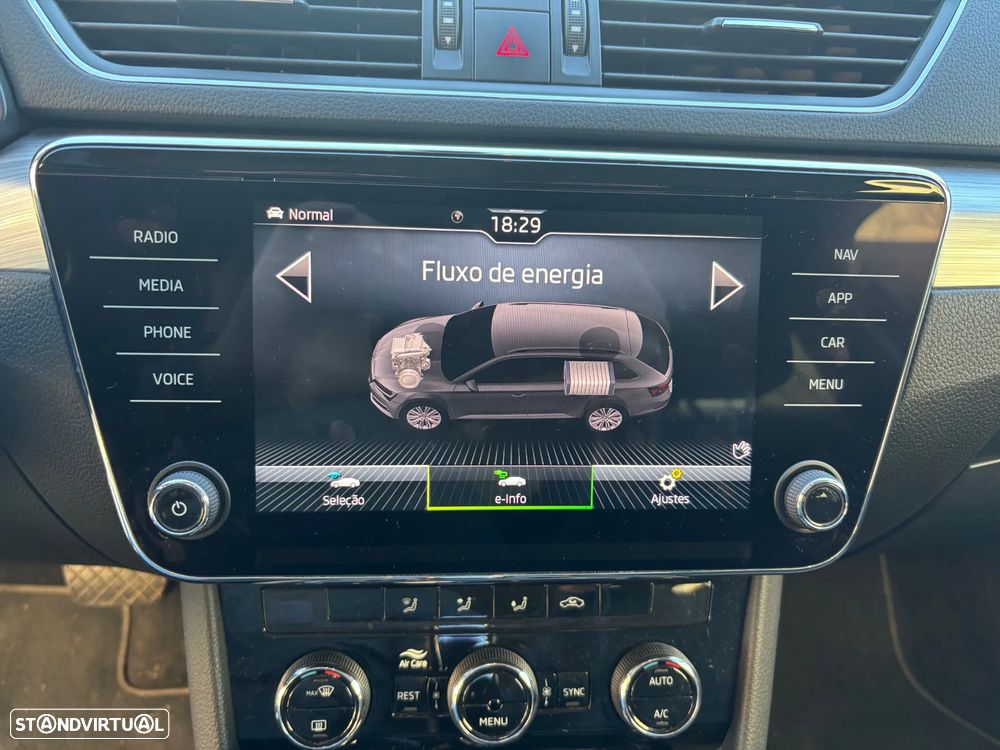 Skoda Superb Break - 20