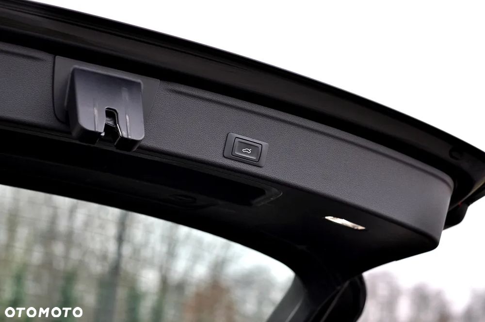 Audi A4 Avant 2.0 TDI S tronic - 16