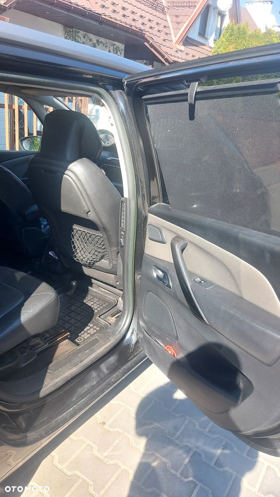 Citroën C4 Grand Picasso - 12