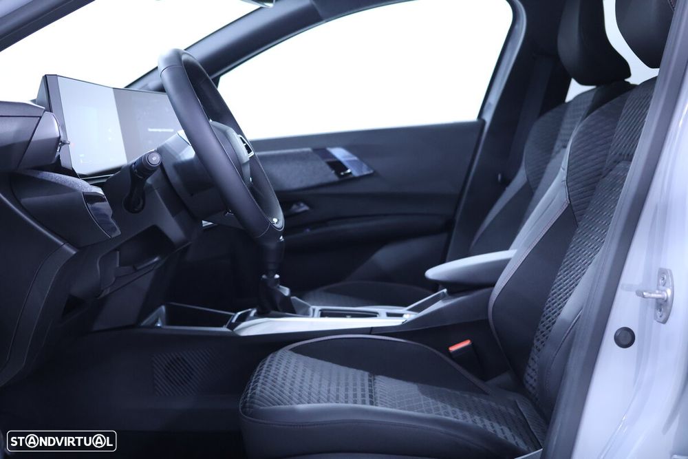 Renault Clio - 10