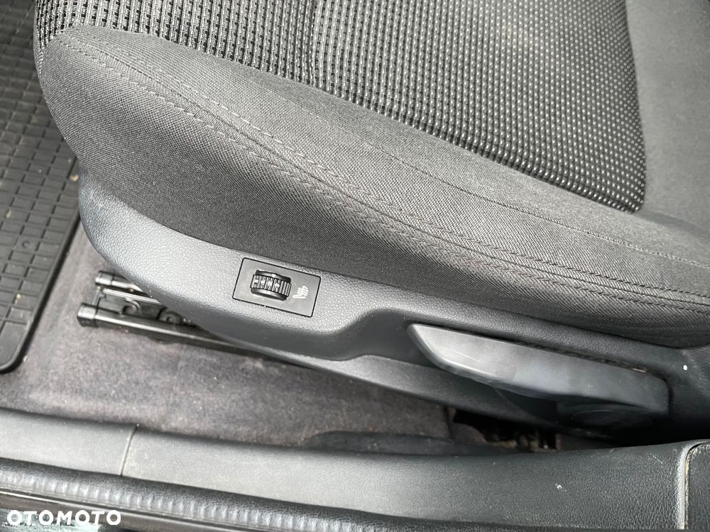 Peugeot 5008 HDI FAP 115 Style - 13