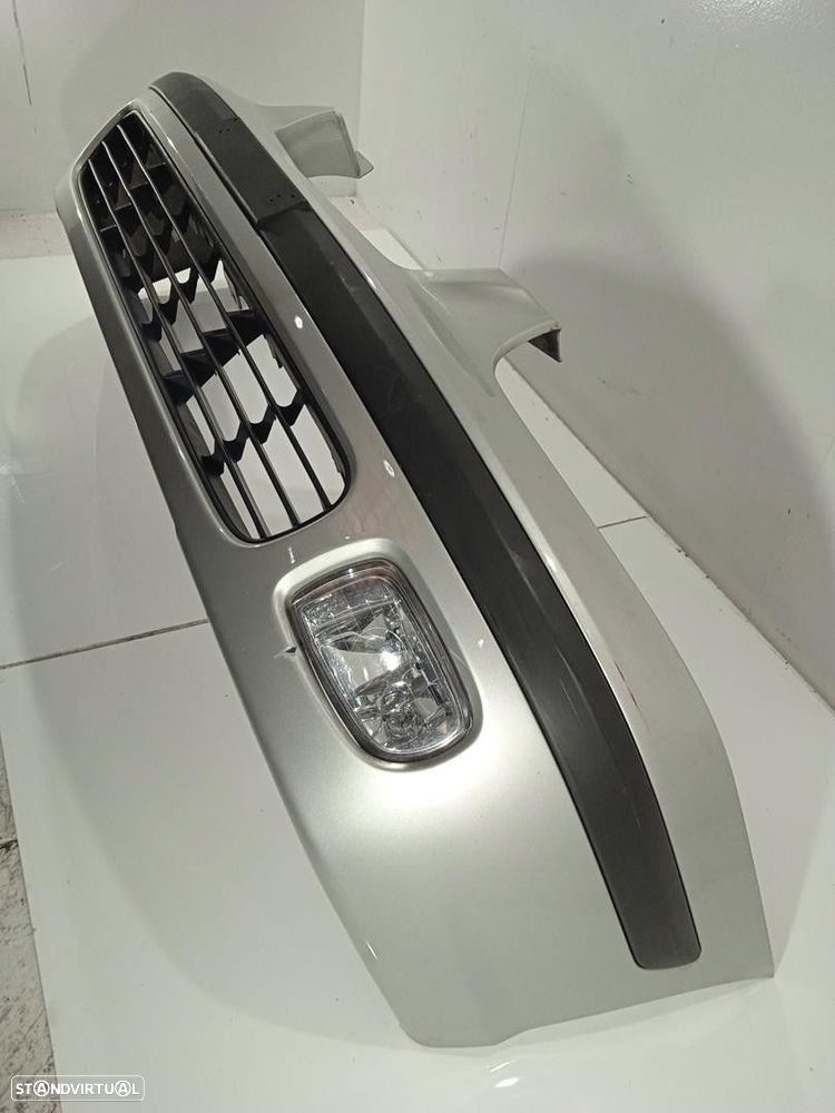 PARA-CHOQUES FRONTAL HYUNDAI ELANTRA 2001 - 2