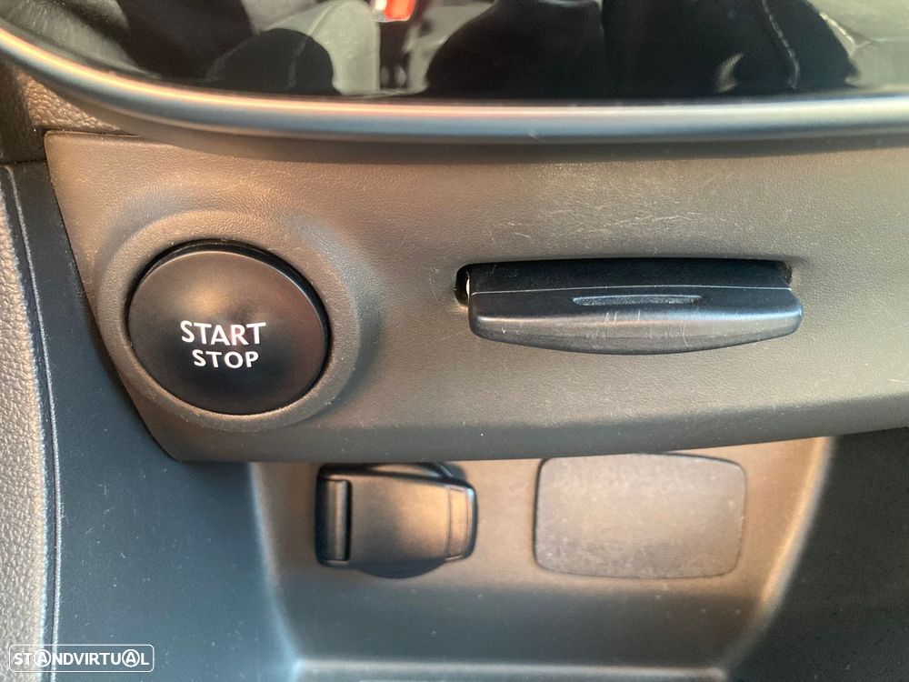 Renault Clio 0.9 TCe Limited - 13