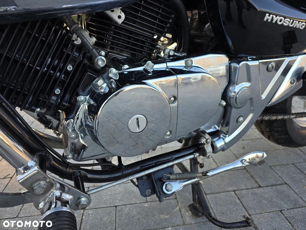 Hyosung GV - 28