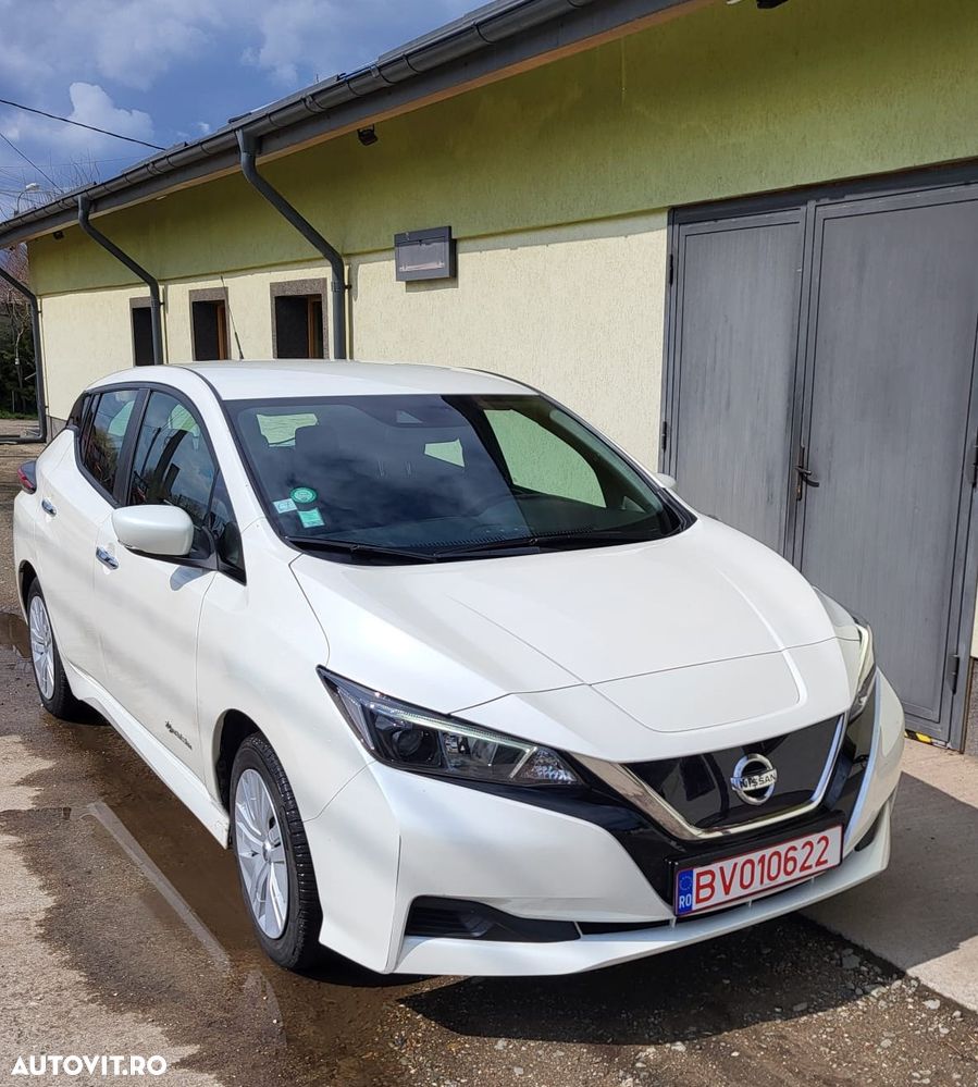 Nissan LEAF 40 kWh N-Connecta - 6