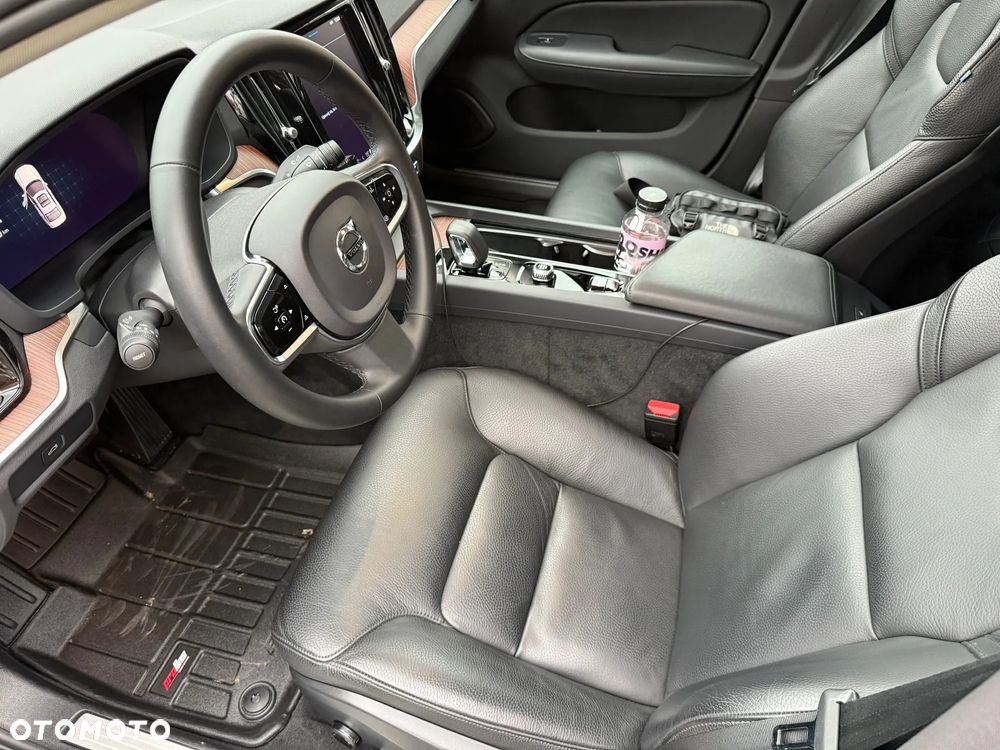 Volvo S60 B5 B AWD Plus Dark - 20