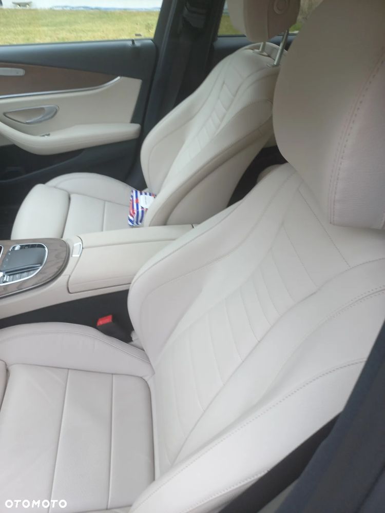 Mercedes-Benz Klasa E 220 d 4-Matic Avantgarde - 4