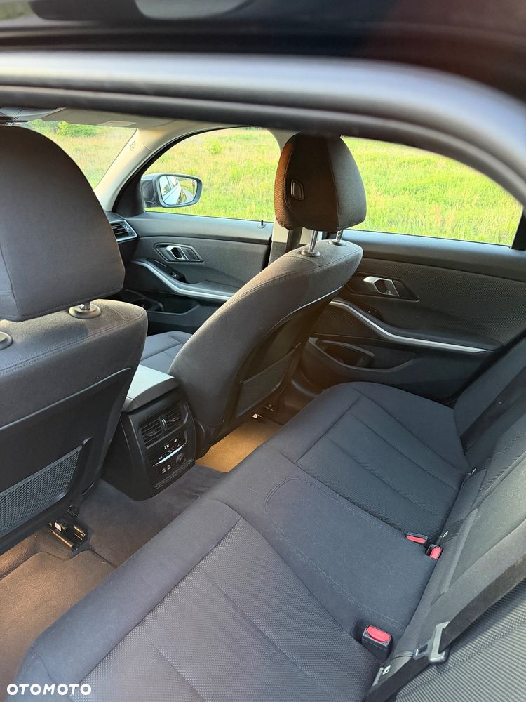 BMW Seria 3 - 7