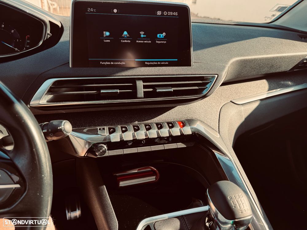 Peugeot 3008 BlueHDi 130 Stop & Start Allure Pack - 32