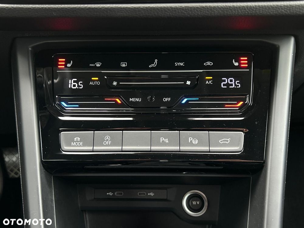 Volkswagen Touran 1.5 TSI EVO Highline DSG - 27