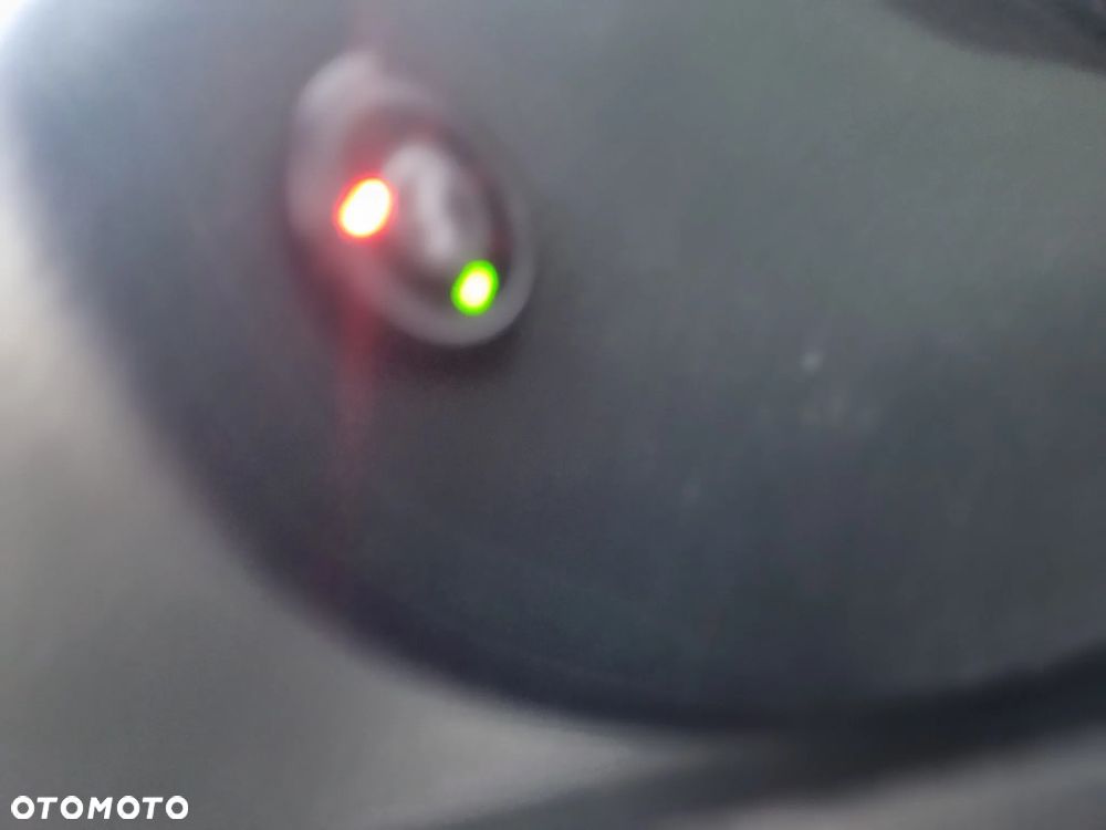 Toyota Corolla 1.8 Hybrid Comfort - 30