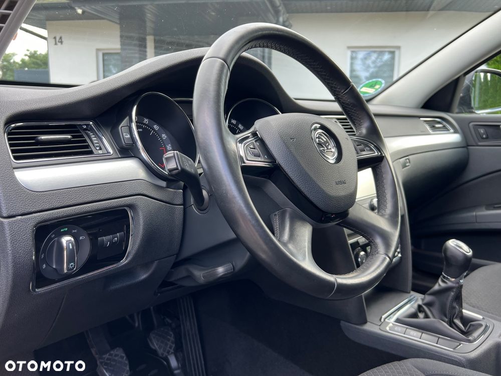 Skoda Superb 2.0 TDI Comfort - 21