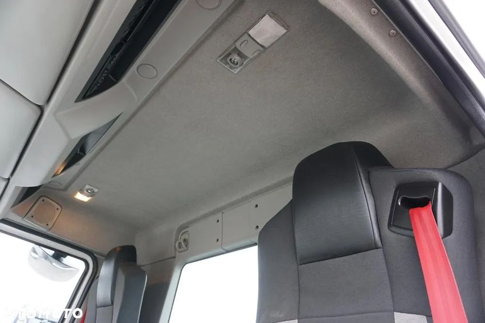 Renault PREMIUM / D16 / ACC / SKRZYNIOWY + HDS / HIAB 099 E - 2 HIDUO - 26