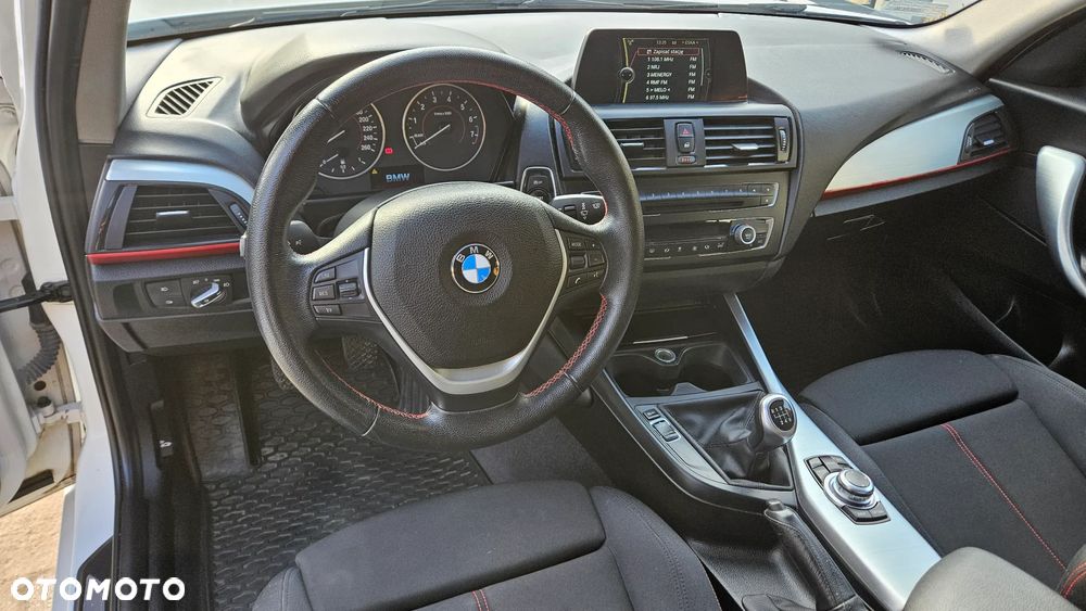 BMW Seria 1 118i Sport Line - 7