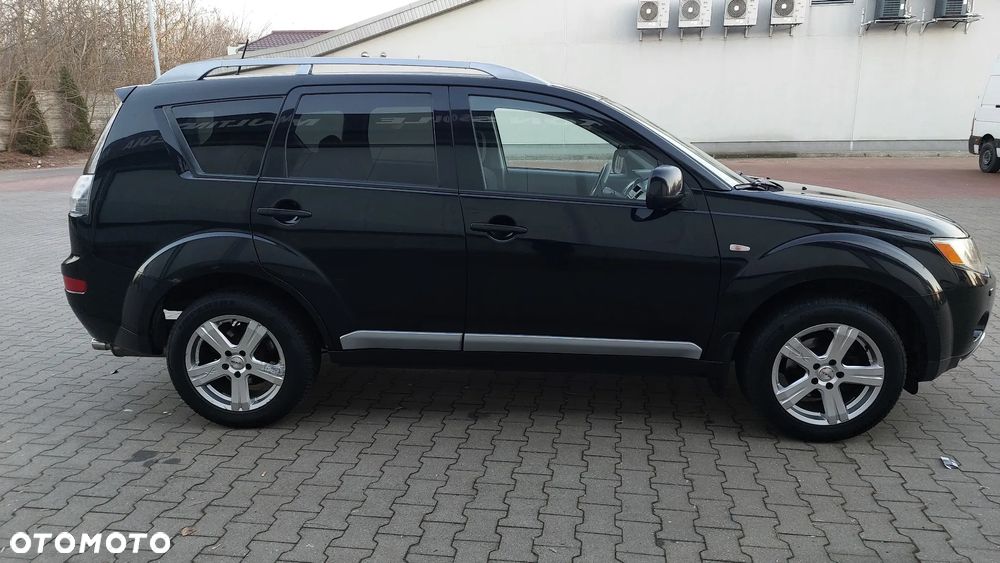 Mitsubishi Outlander 2.0 DID Intense - 5