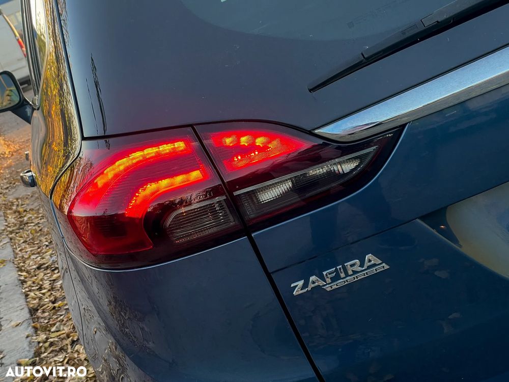 Opel Zafira 2.0 D (CDTI ecoFLEX) Start/Stop Innovation - 24