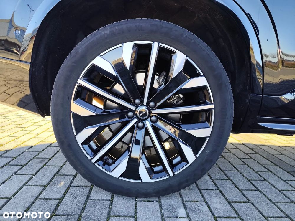 Volvo XC 90 T8 AWD Plug-In Hybrid Plus Bright 7os - 11