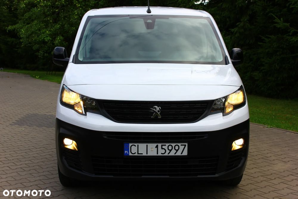 Peugeot PARTNER 1.5HDI 130KM AUTOMAT 8 BIEGÓW LONG DŁUGI 3 OSOBOWY PERFEKT AUTO NAVIGACJA KAMERY,ASYSTENTY,VF23% - 22