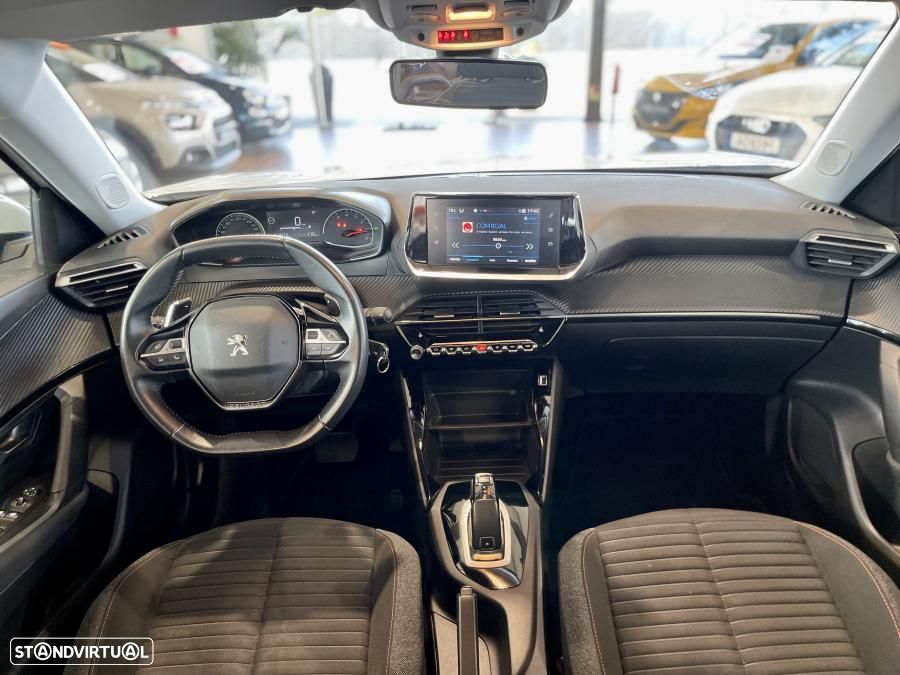 Peugeot 2008 1.2 PureTech Active Pack EAT8 - 29