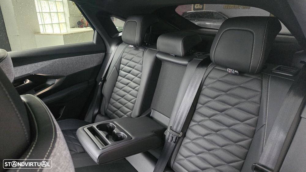 Peugeot E-3008 GT - 18