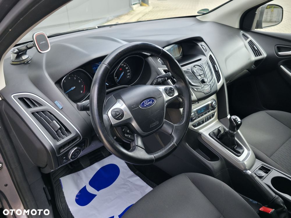 Ford Focus 1.0 EcoBoost Trend ASS - 16