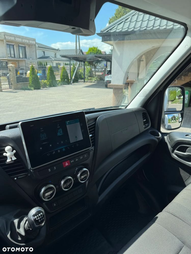 Iveco 50C35 - 10