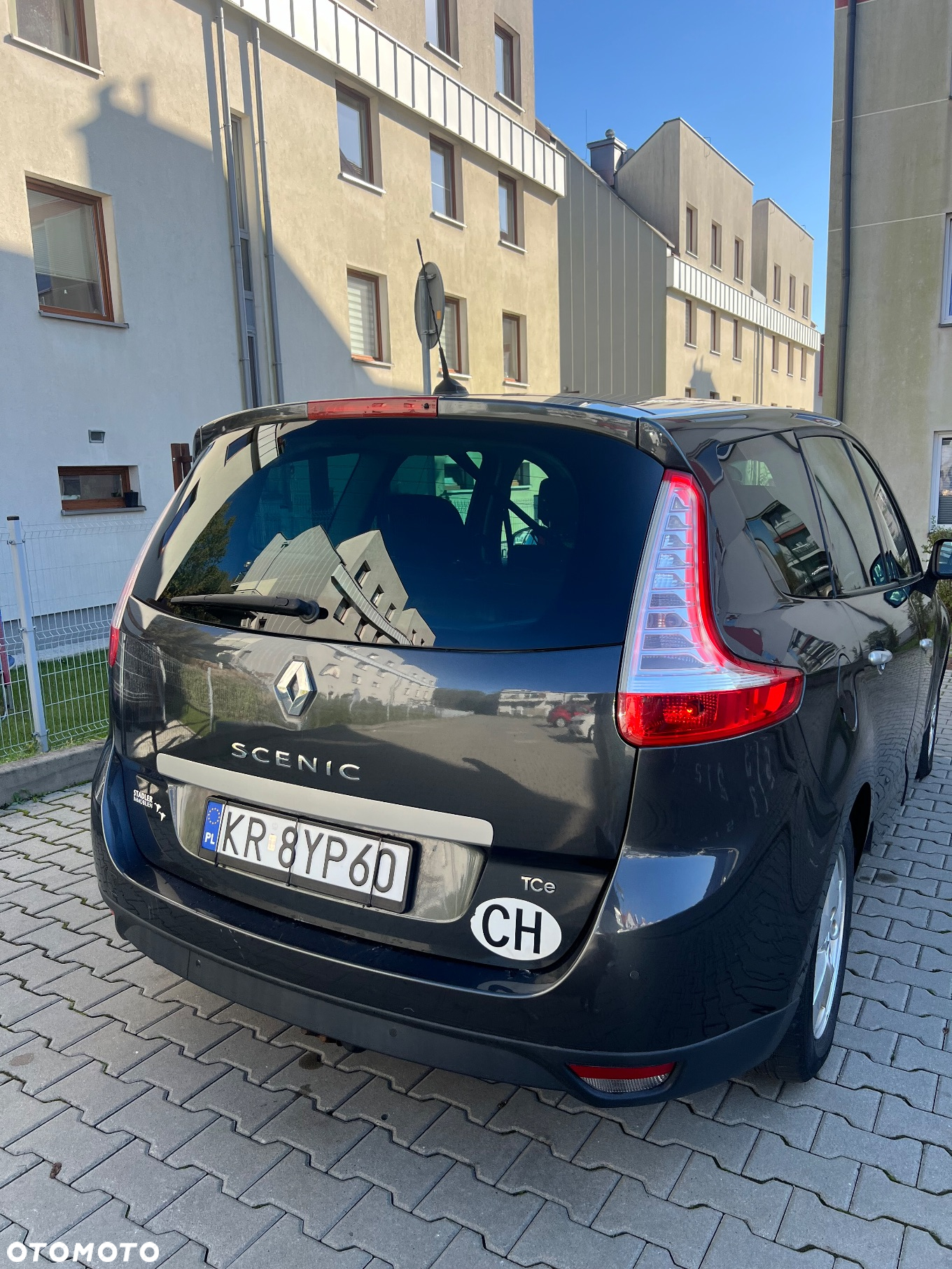 Renault Grand Scenic - 3