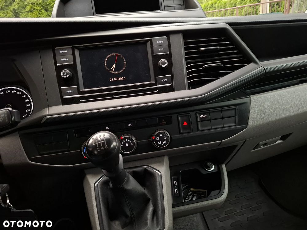 Volkswagen Transporter - 14