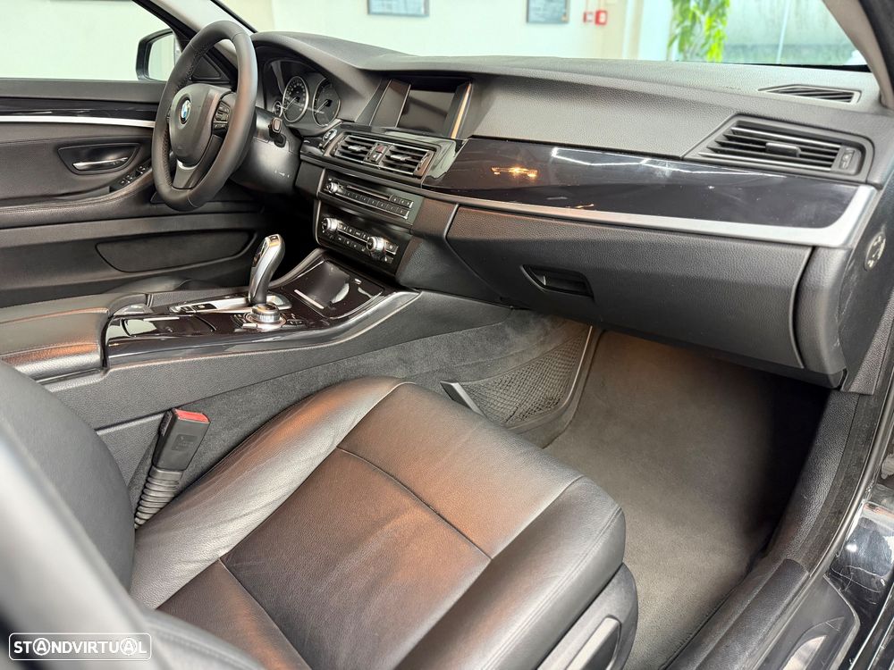 BMW 520 d Auto - 23