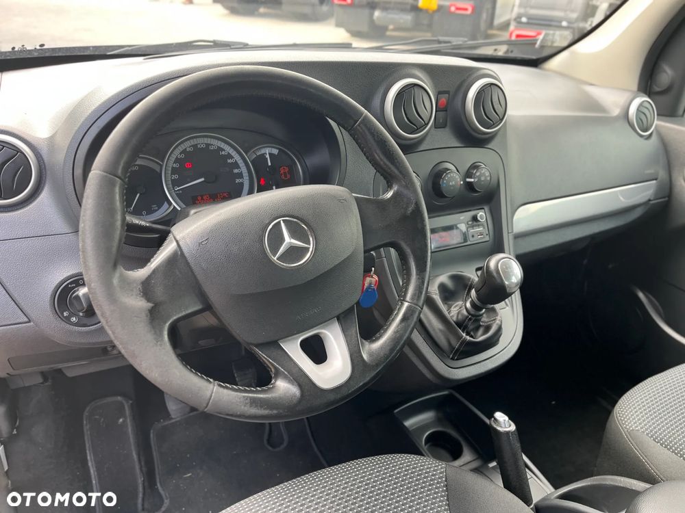 Mercedes-Benz Citan Kombi 415.703 - 23