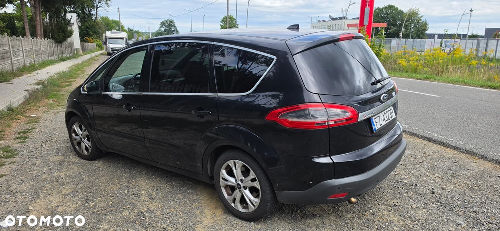 Ford S-Max 2.0 TDCi DPF Titanium - 4